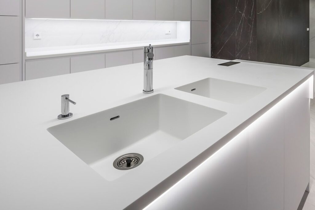 Custom Solid Surface Kitchen Sinks | Gp Design Vicenza