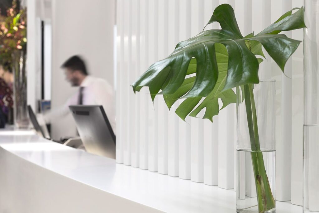 Custom Solid Surface Counters And Checkout Desks | Gp Design Vicenza