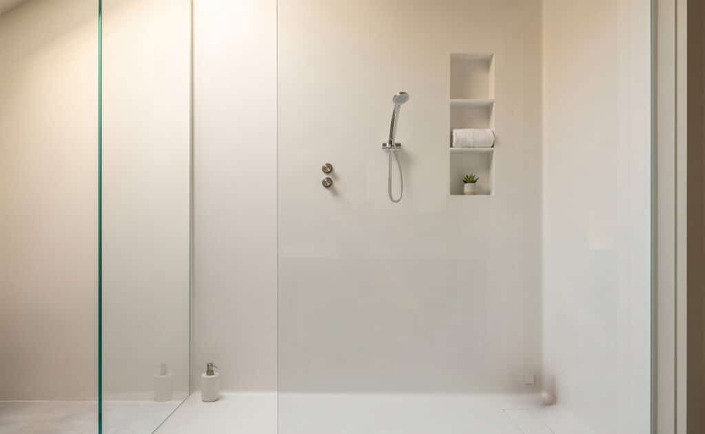 Vicenza – Walk-In Doccia Su Misura In Krion Snow White In Solid Surface Gp Design Vicenza